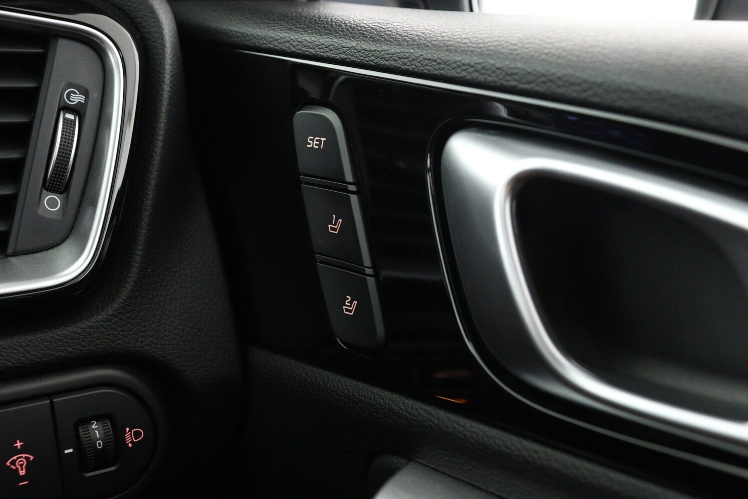 Used Kia Ceed 2023 for sale - 77346952: Photo 29