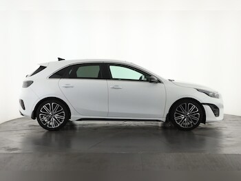 Used Kia Ceed 2023 for sale - 77346952: Photo