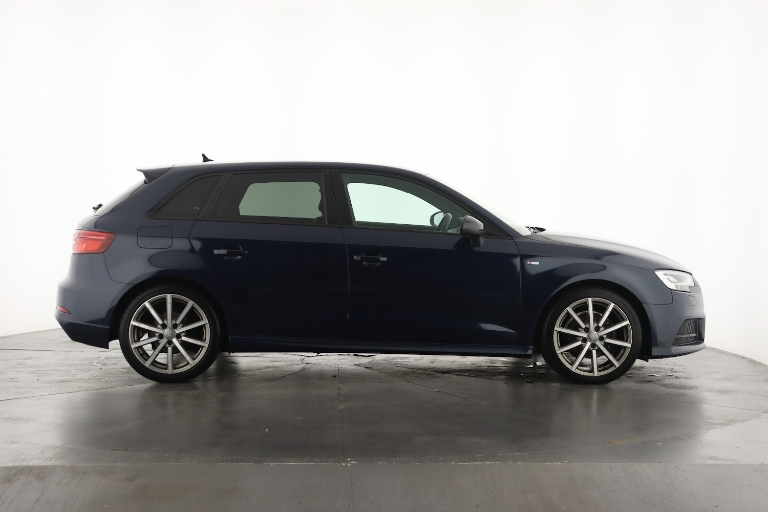 Used Audi A3 2019 for sale - 76873296: Photo 4