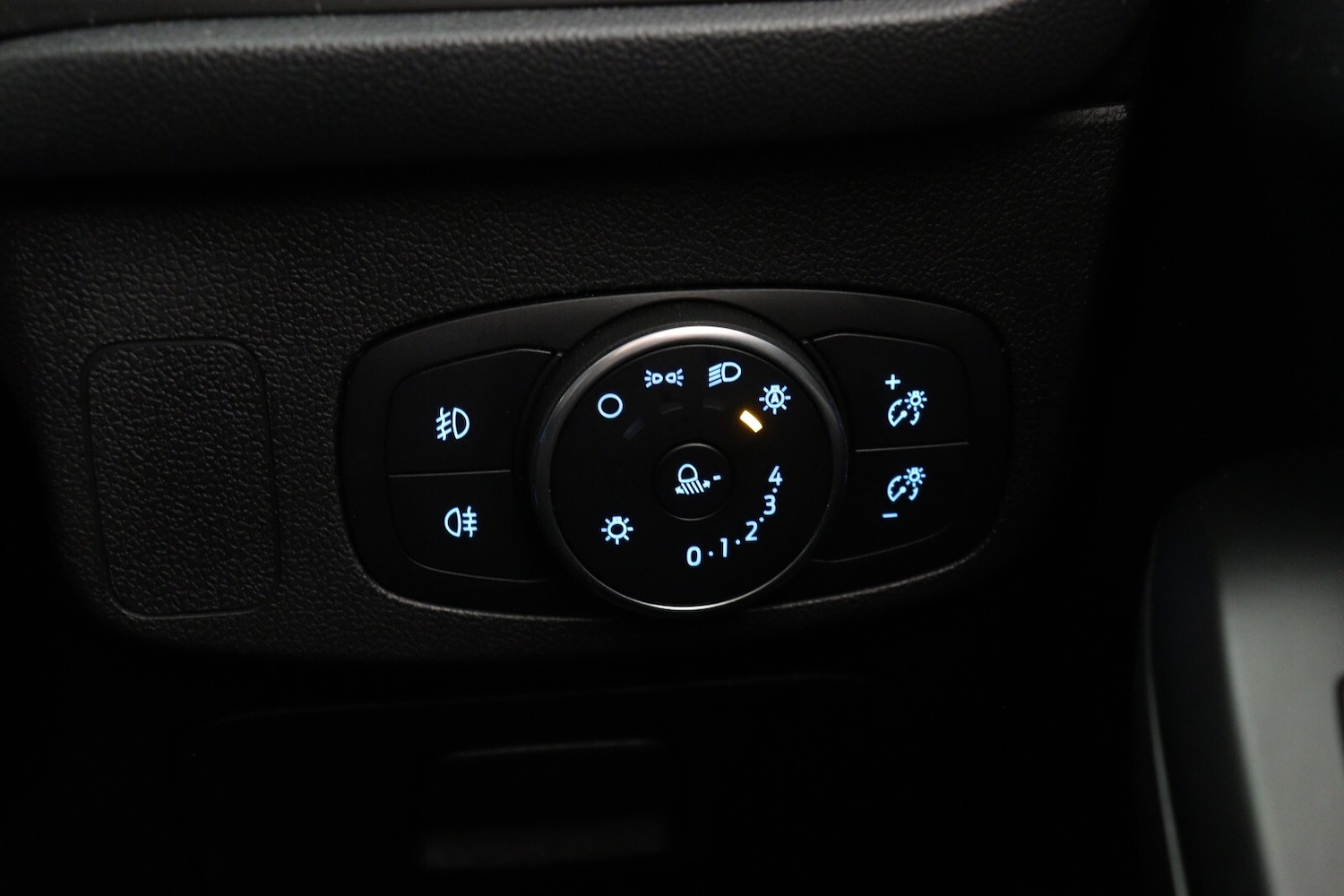 Used Ford Focus 2019 for sale - 76894841: Photo 29