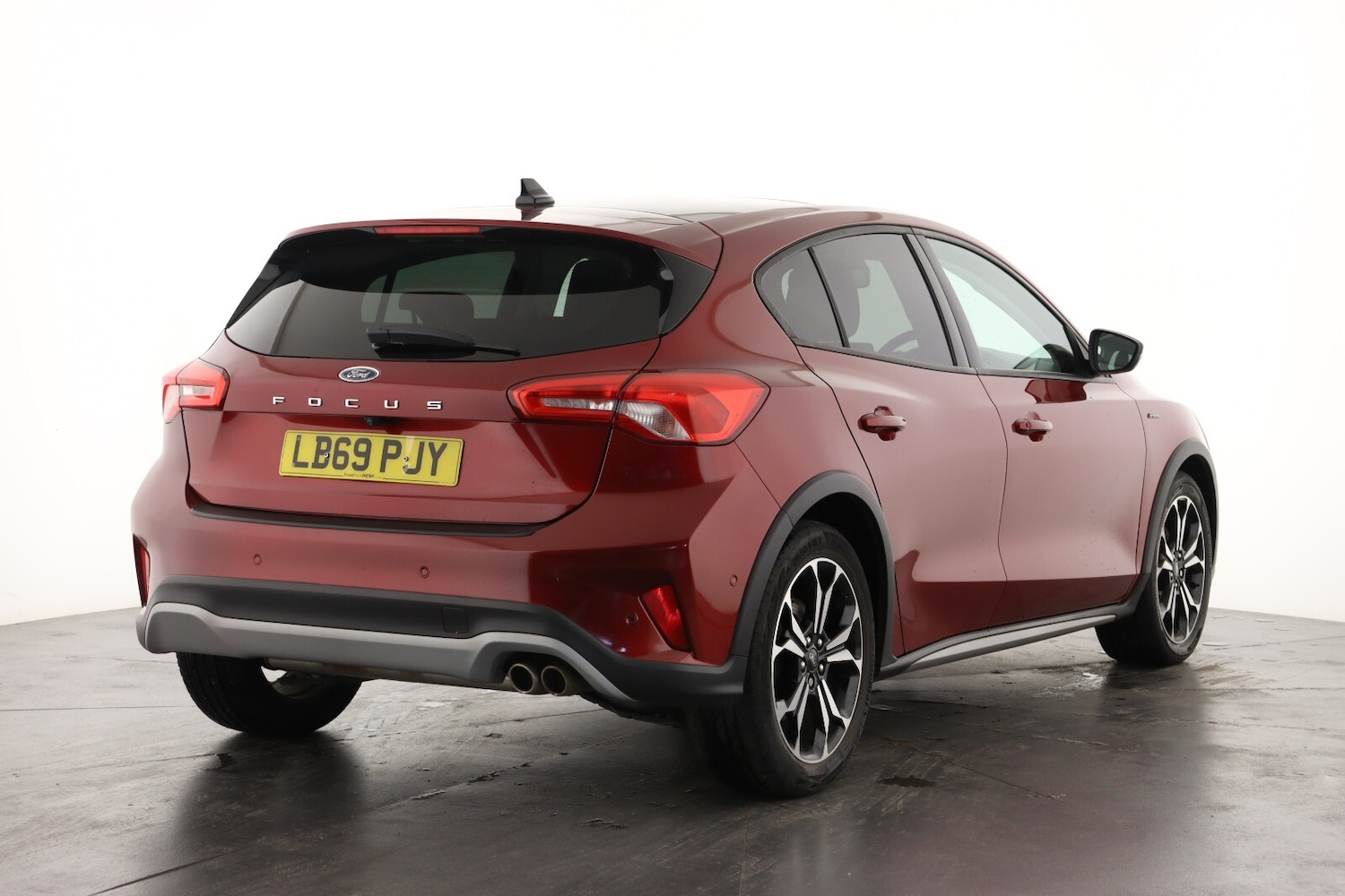 Used Ford Focus 2019 for sale - 76894841: Photo 3