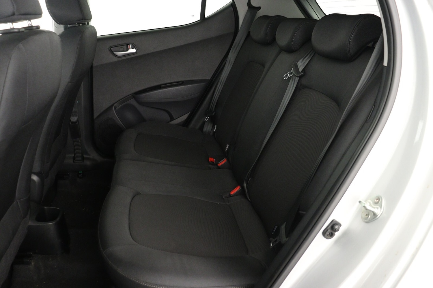 Used Hyundai i10 2018 for sale - 77261482: Photo 12