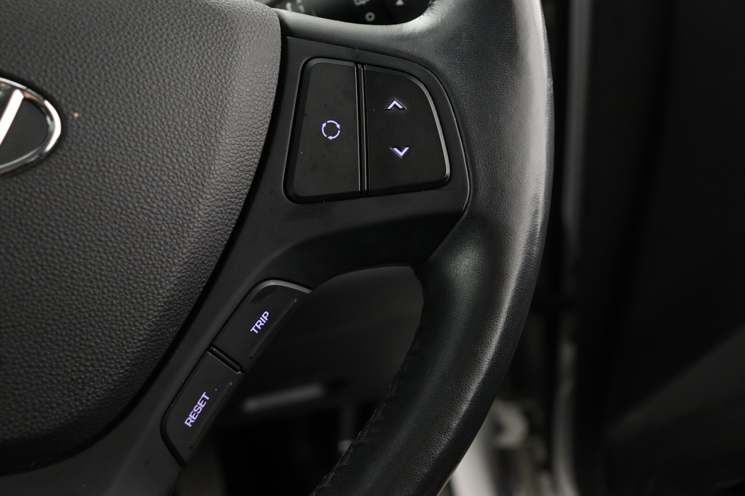 Used Hyundai i10 2018 for sale - 77261482: Photo 22