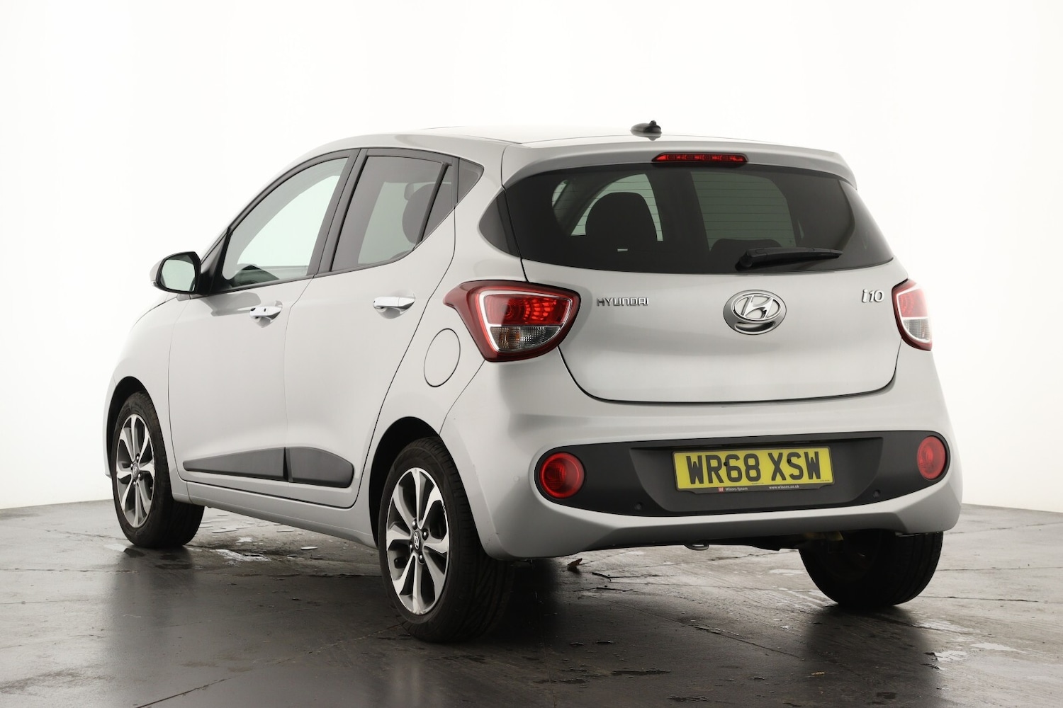 Used Hyundai i10 2018 for sale - 77261482: Photo 8