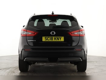 Used Nissan Qashqai 2018 for sale - 77042891: Photo