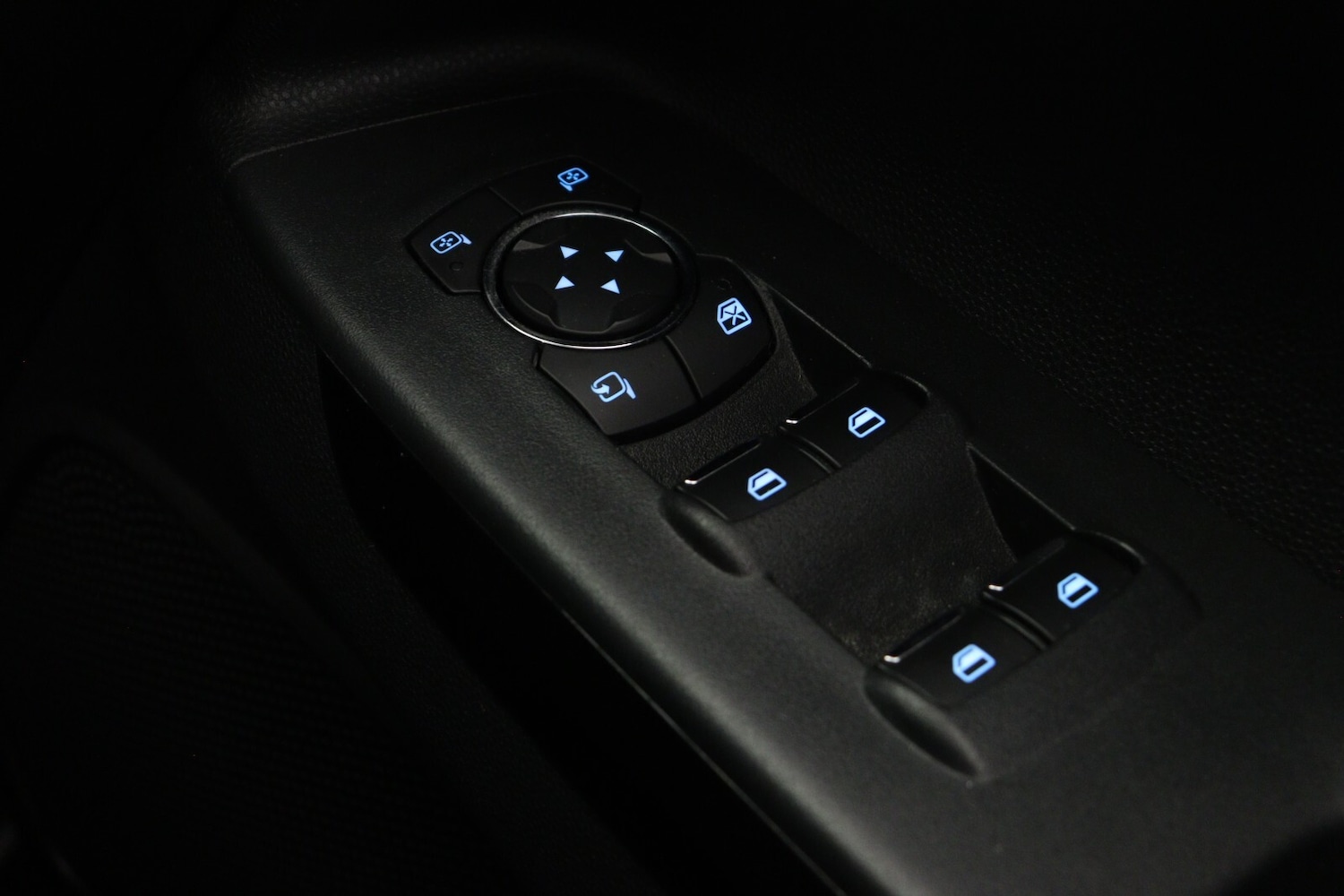 Used Ford Ecosport 2018 for sale - 77293458: Photo 24