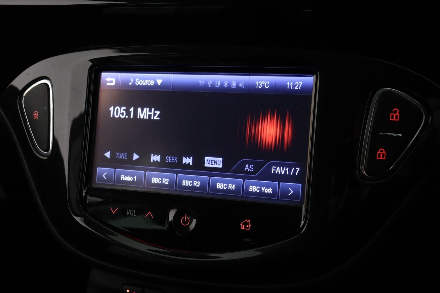 Used Vauxhall Corsa 2015 for sale - 77319095: Photo 15