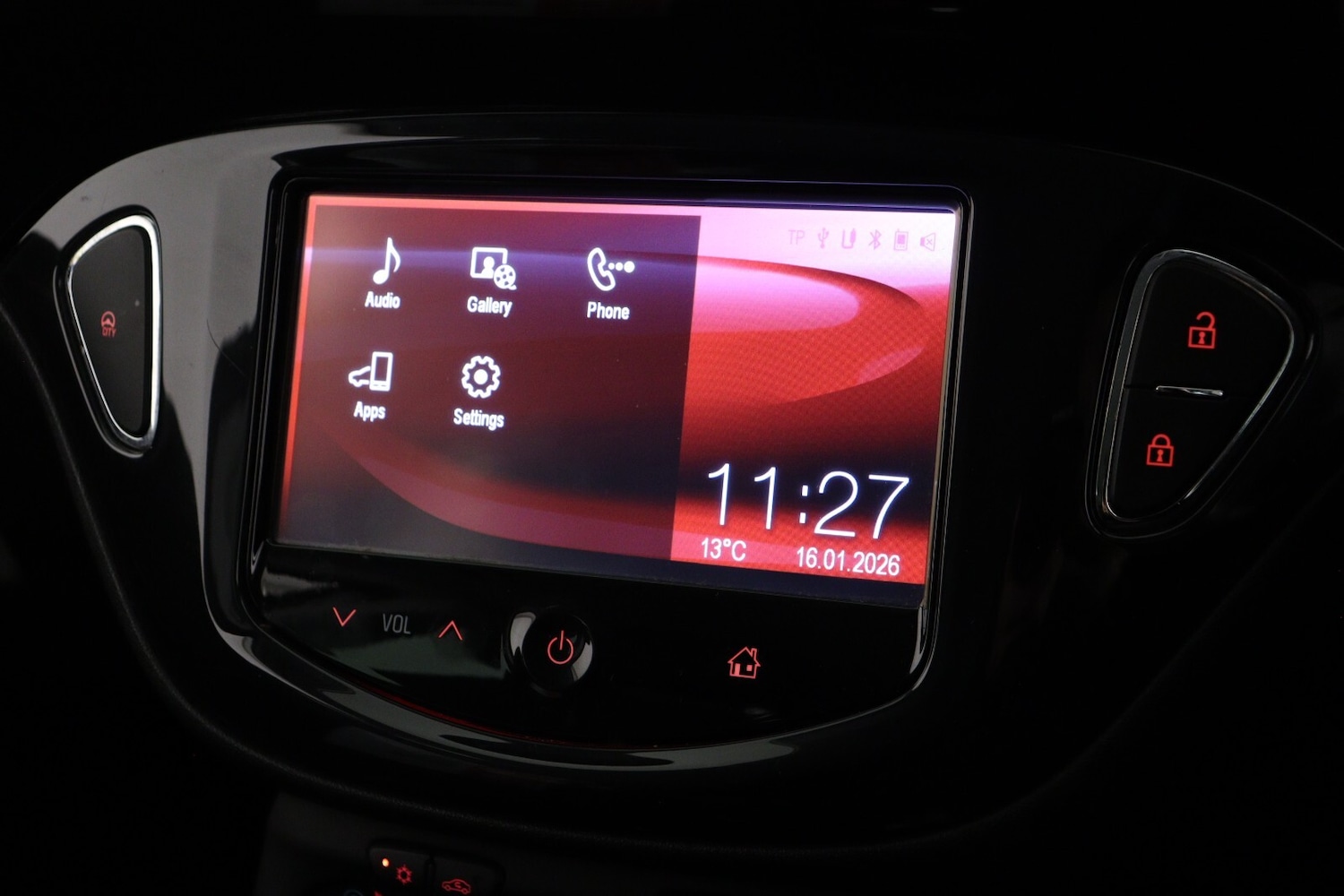 Used Vauxhall Corsa 2015 for sale - 77319095: Photo 16