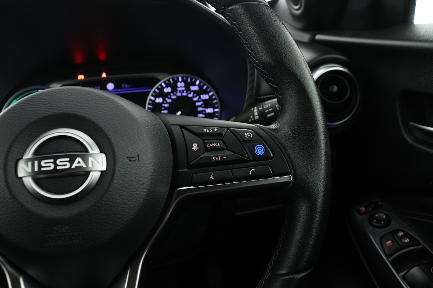 Used Nissan Juke 2022 for sale - 76870023: Photo 19