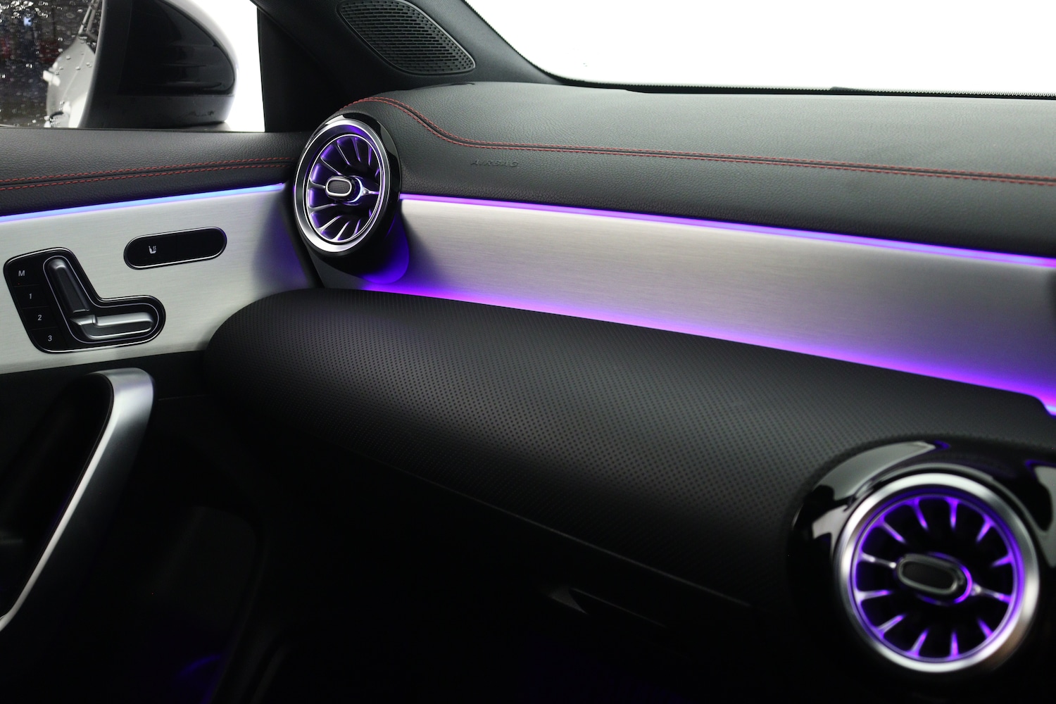 Used Mercedes-Benz CLA 2023 for sale - 76871894: Photo 30