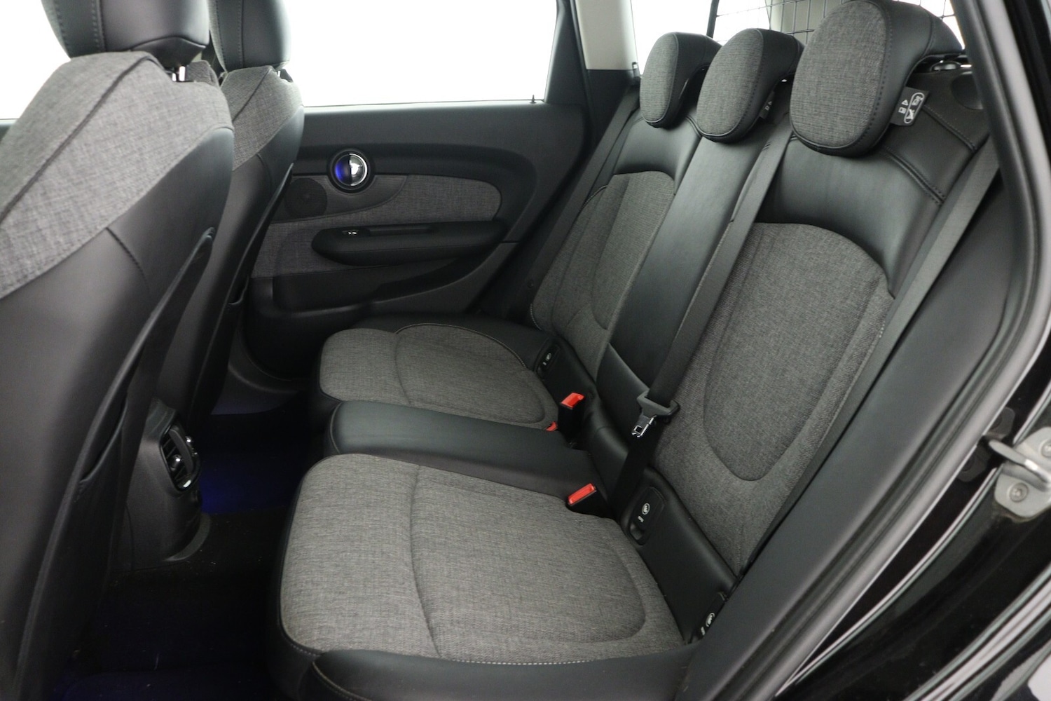 Used MINI Clubman 2017 for sale - 76872503: Photo 12