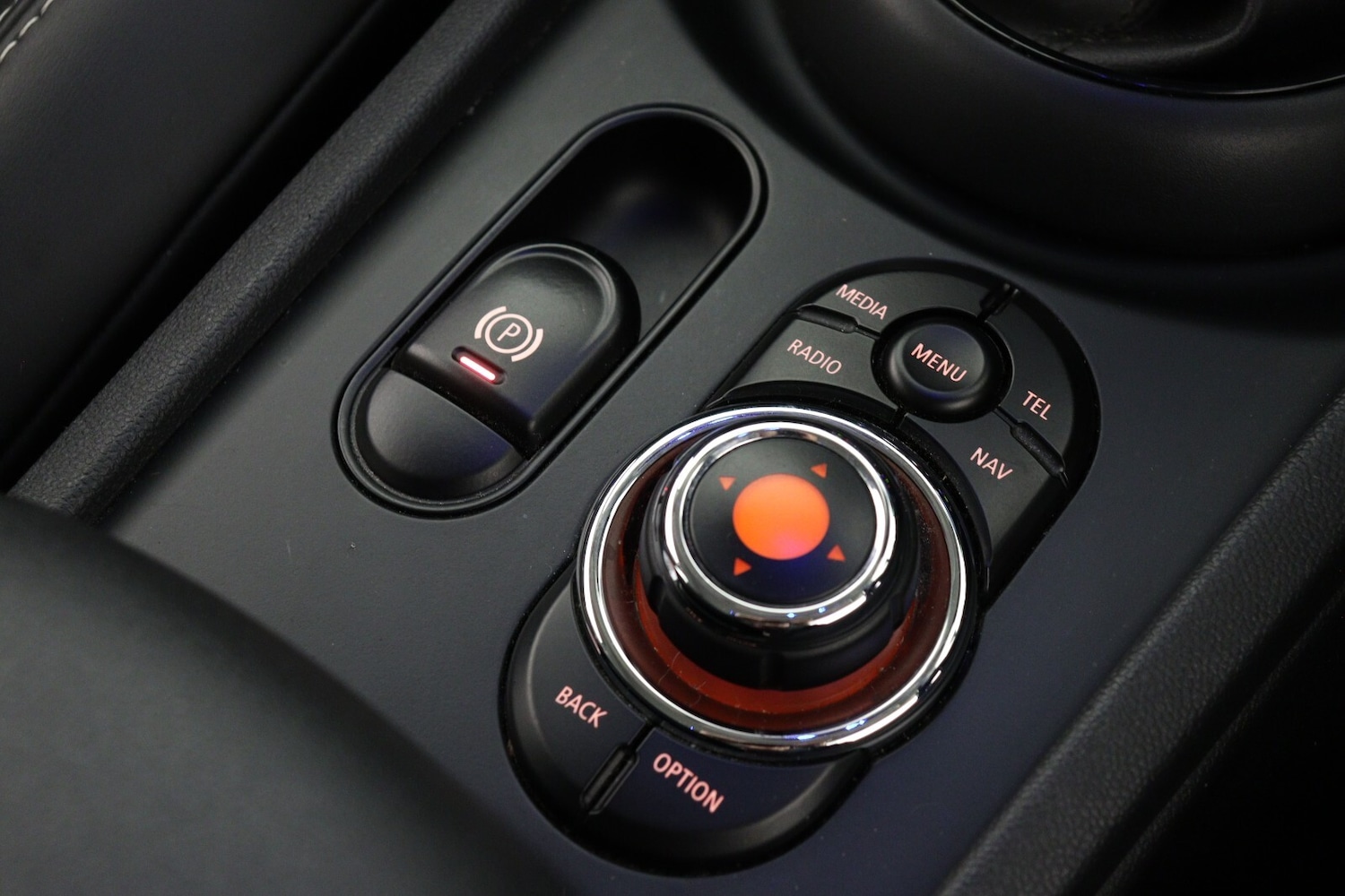 Used MINI Clubman 2017 for sale - 76872503: Photo 23