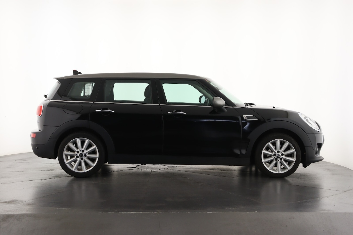 Used MINI Clubman 2017 for sale - 76872503: Photo 4