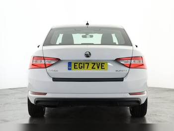 Used Skoda Superb 2017 for sale - 75324026: Photo
