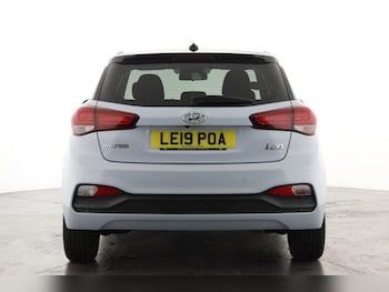 Used Hyundai i20 2019 for sale - 76927934: Photo