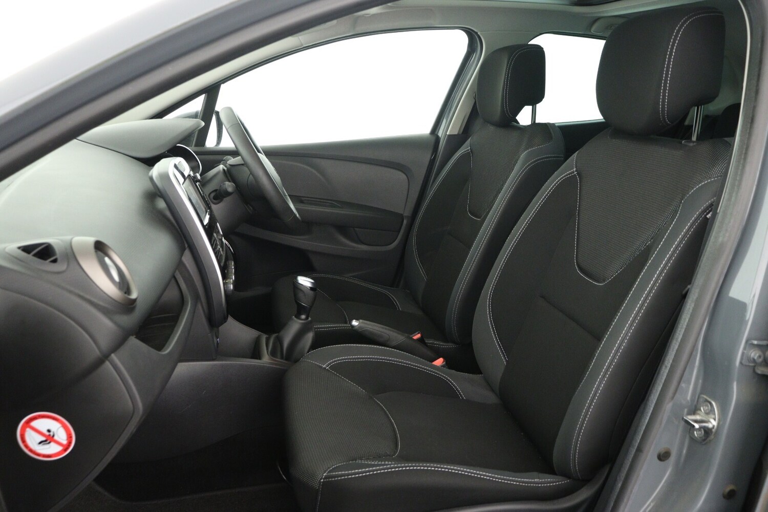 Used Renault Clio 2018 for sale - 78000123: Photo 10