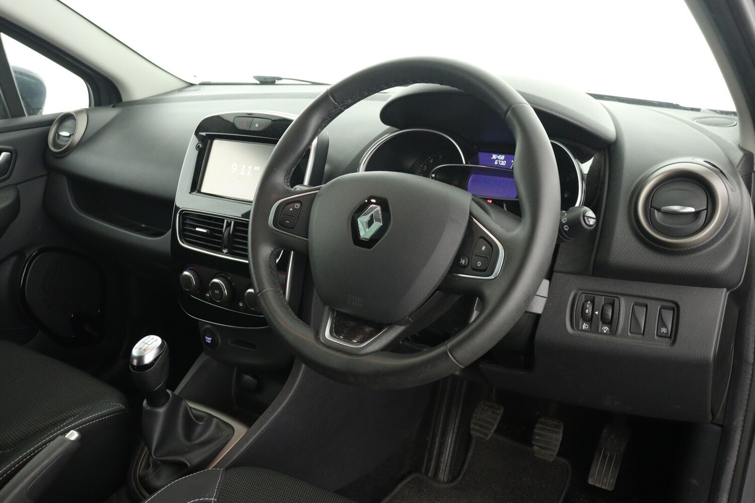 Used Renault Clio 2018 for sale - 78000123: Photo 13