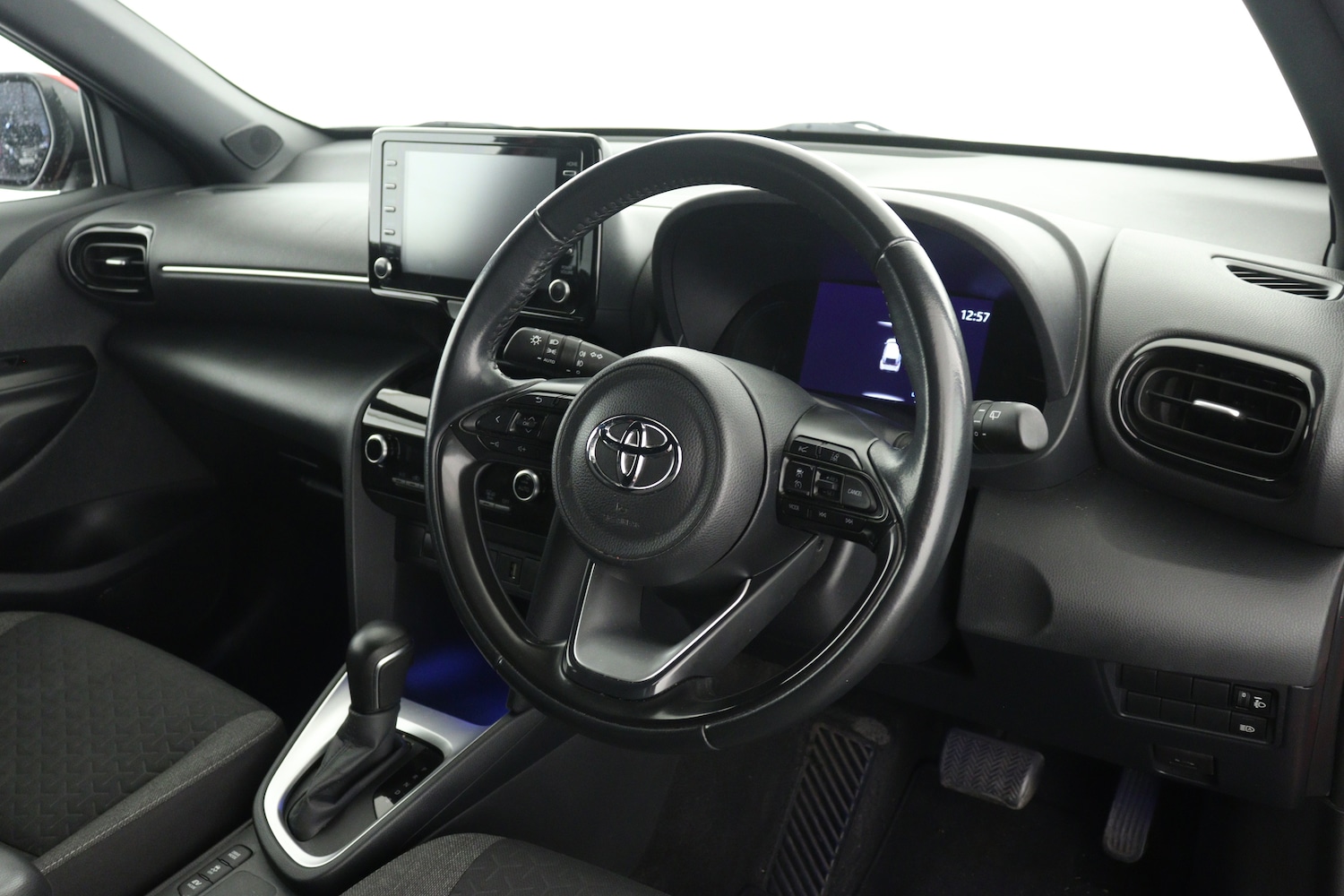 Used Toyota Yaris Cross 2022 for sale - 75763369: Photo 13