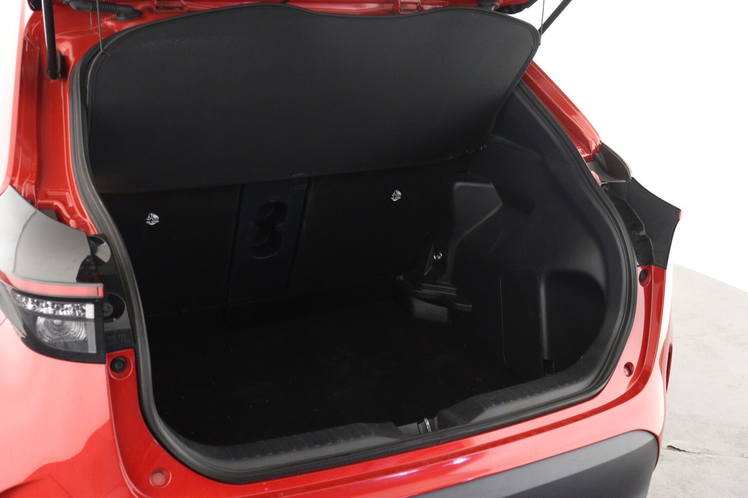 Used Toyota Yaris Cross 2022 for sale - 75763369: Photo 9