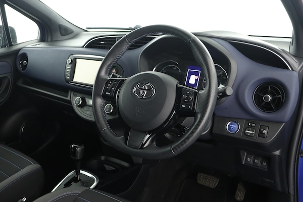 Used Toyota Yaris 2018 for sale - 76311858: Photo 13