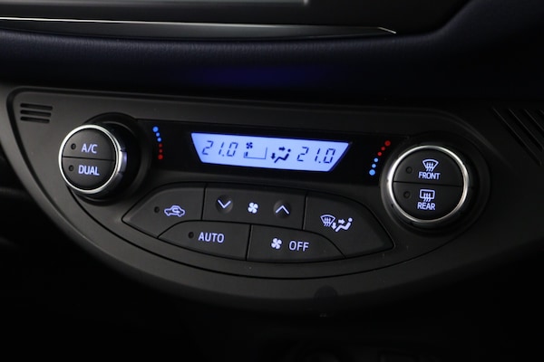 Used Toyota Yaris 2018 for sale - 76311858: Photo 18