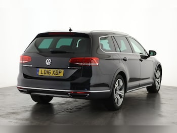 Used Volkswagen Passat 2016 for sale - 75763657: Photo
