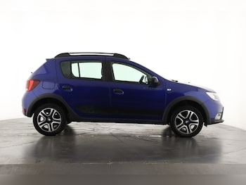 Used Dacia Sandero Stepway 2020 for sale - 76874695: Photo