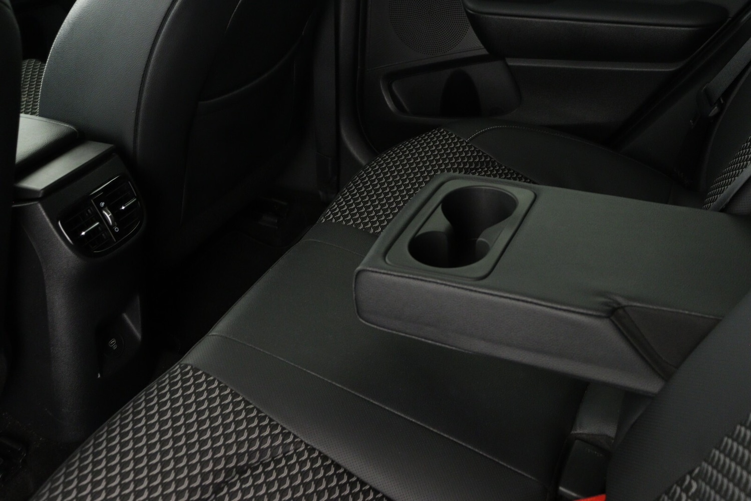 Used Kia XCeed 2022 for sale - 76874876: Photo 13