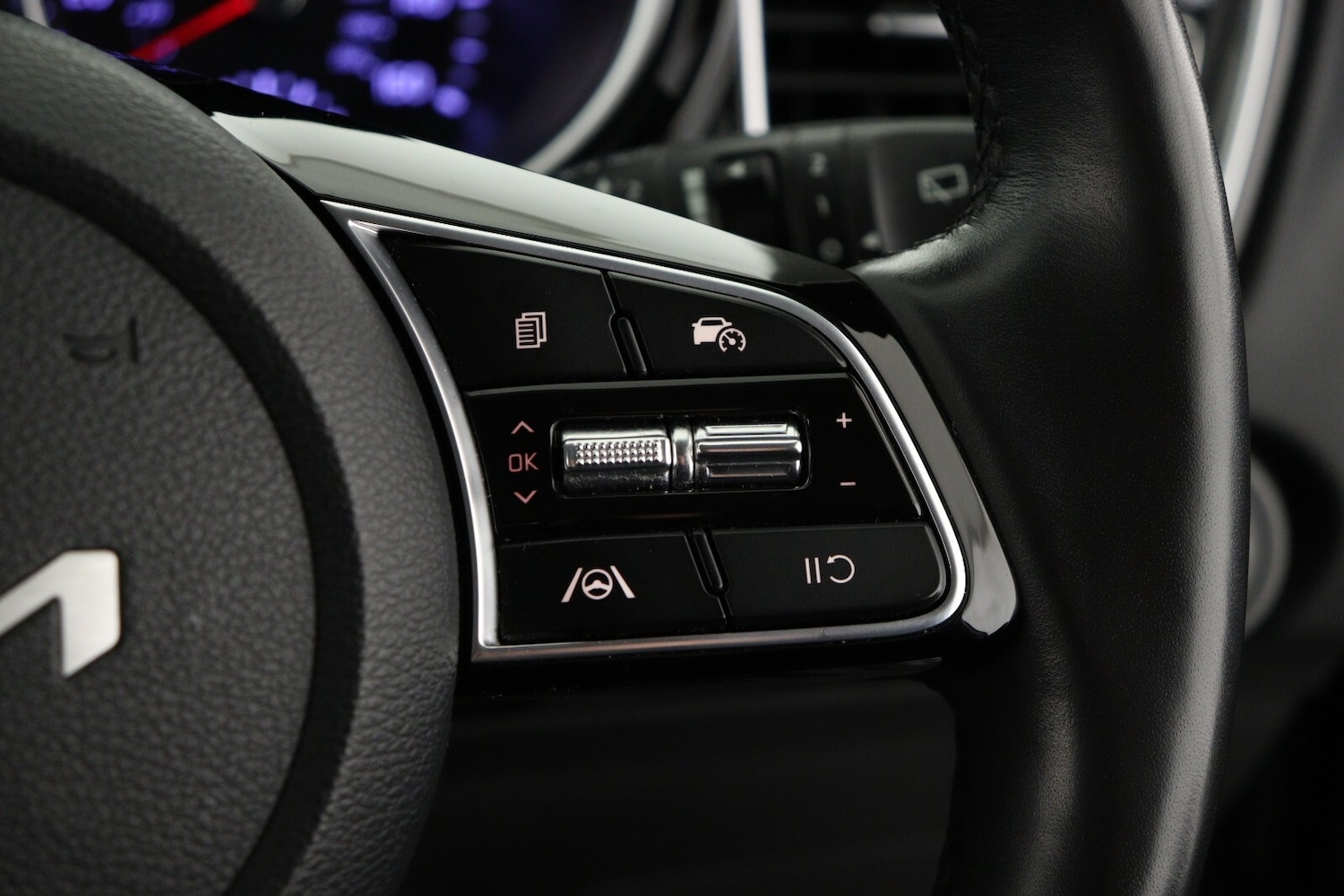 Used Kia XCeed 2022 for sale - 76874876: Photo 27