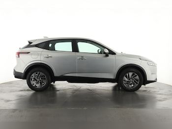 Used Nissan Qashqai 2022 for sale - 75325190: Photo