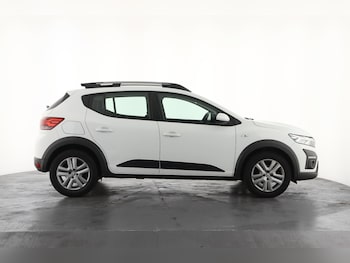 Used Dacia Sandero Stepway 2022 for sale - 78152624: Photo