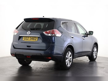 Used Nissan X-Trail 2017 for sale - 76872992: Photo
