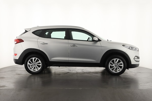 Used Hyundai TUCSON 2018 for sale - 76037728: Photo 4