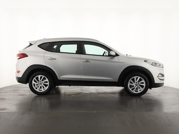 Used Hyundai TUCSON 2018 for sale - 76037728: Photo 4