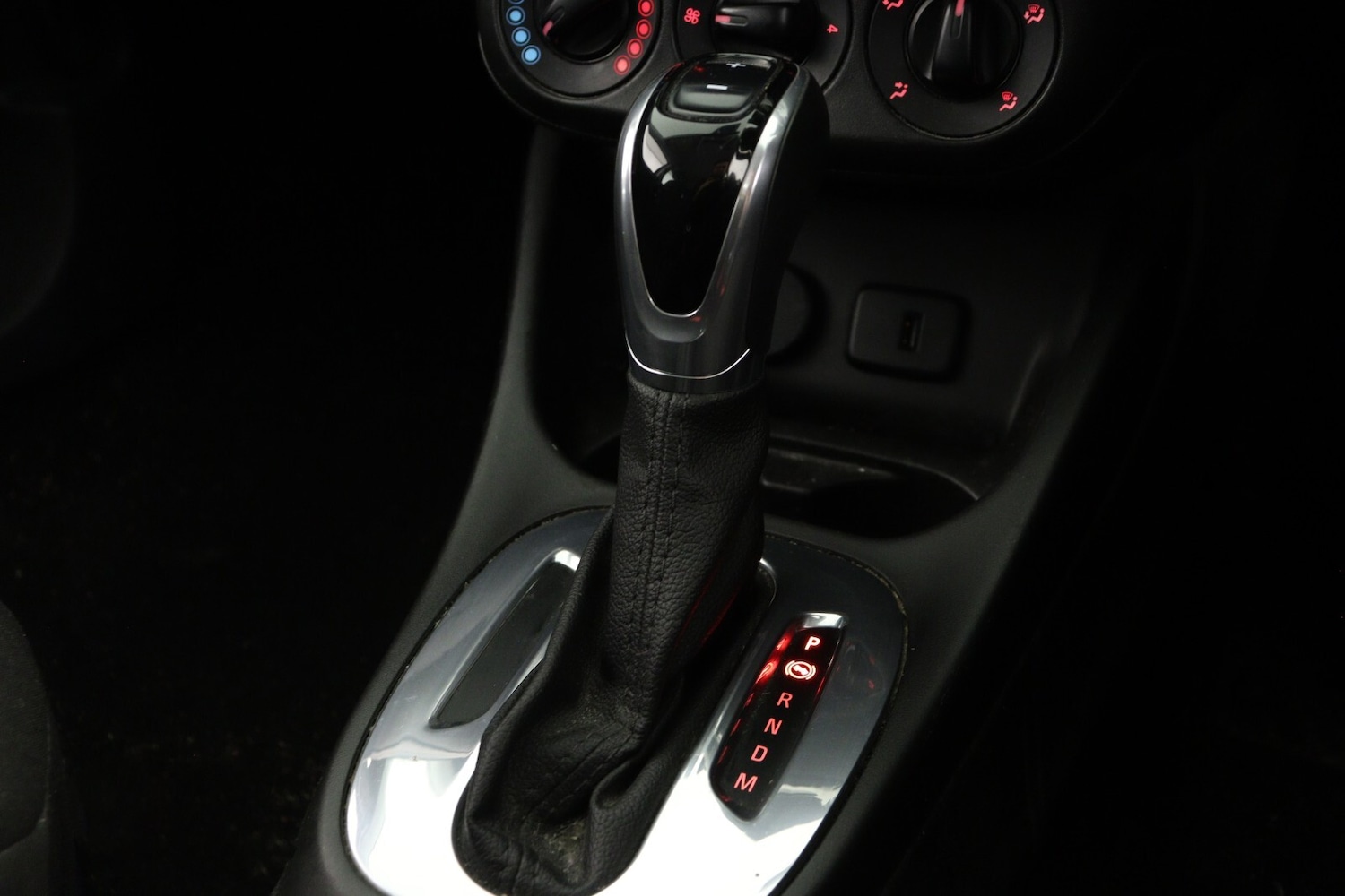 Used Vauxhall Corsa 2018 for sale - 76400817: Photo 18