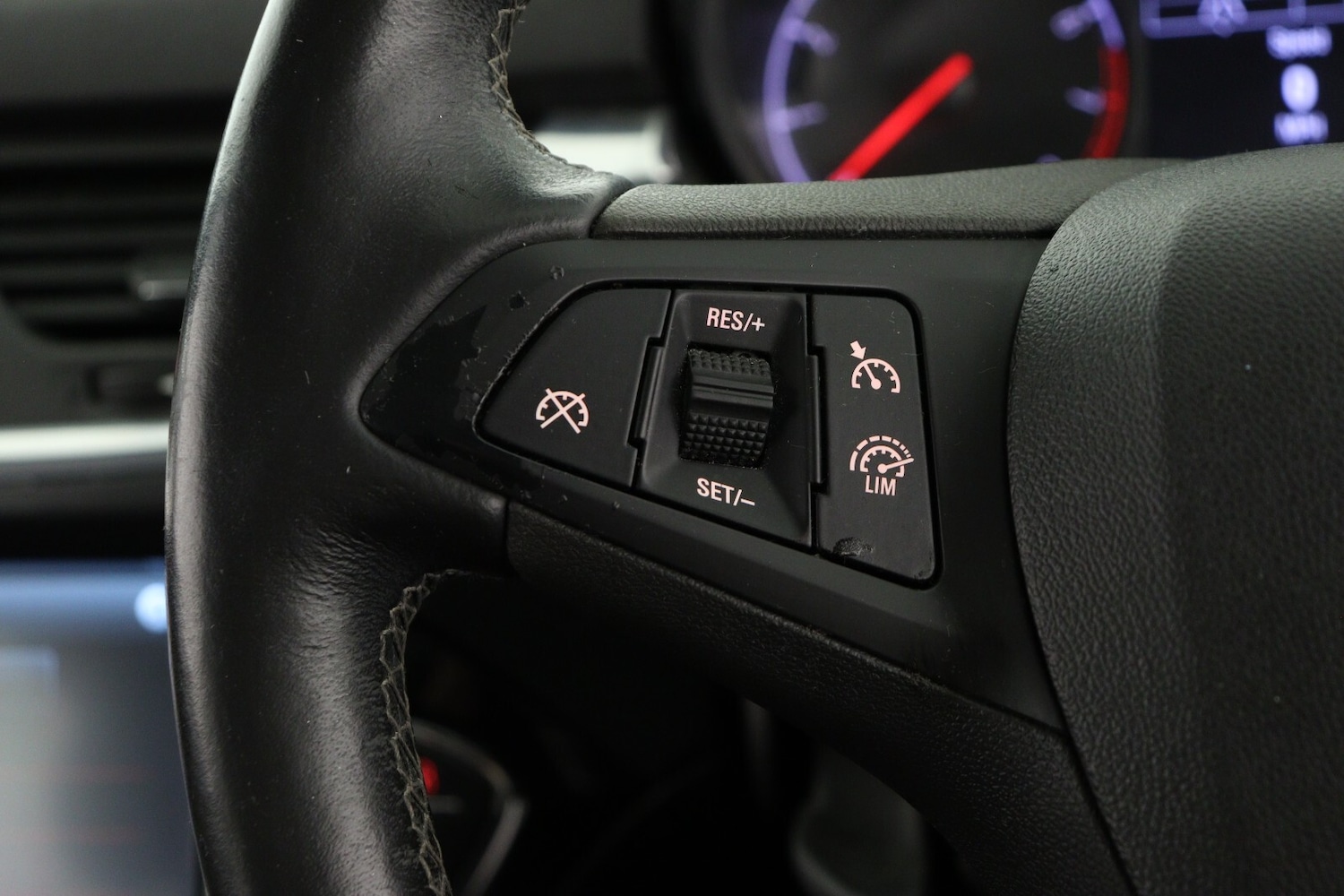 Used Vauxhall Corsa 2018 for sale - 76400817: Photo 19