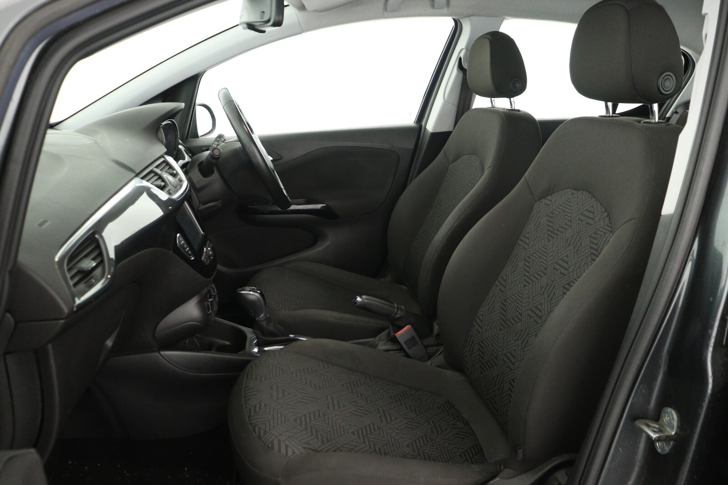 Used Vauxhall Corsa 2018 for sale - 76400817: Photo 9