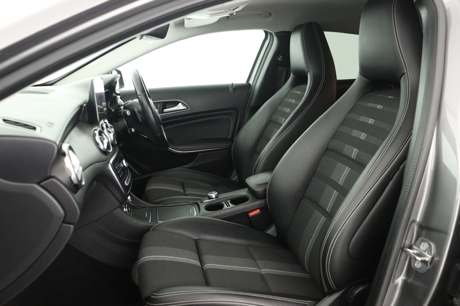 Used Mercedes-Benz GLA 2020 for sale - 78172695: Photo 16