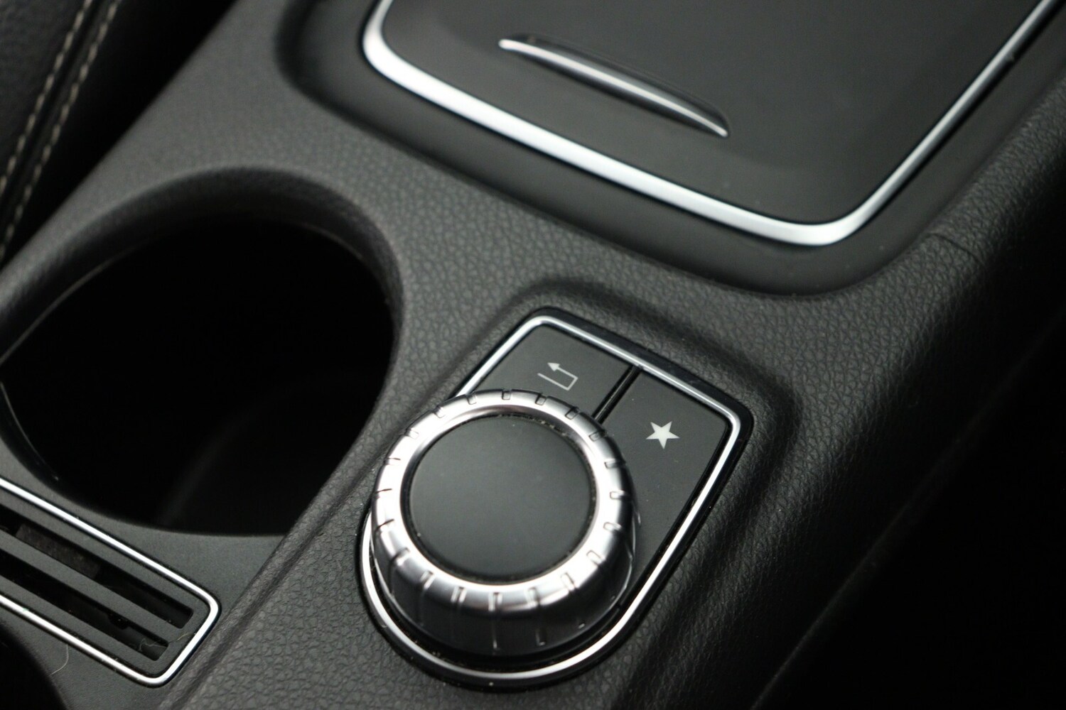 Used Mercedes-Benz GLA 2020 for sale - 78172695: Photo 28