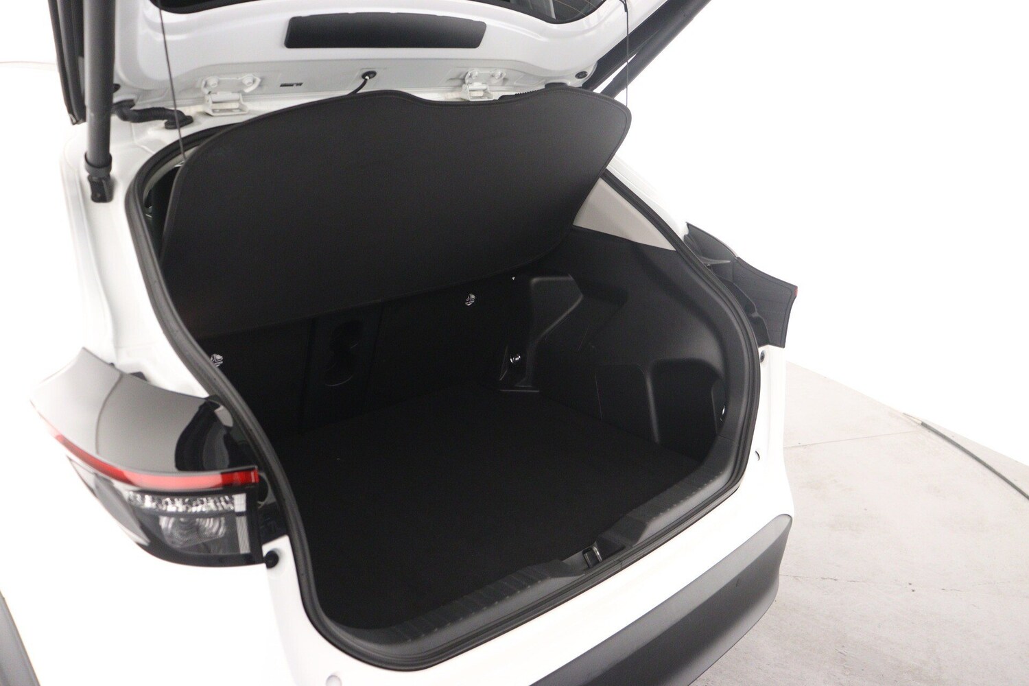 Used Toyota Yaris Cross 2023 for sale - 75763266: Photo 9