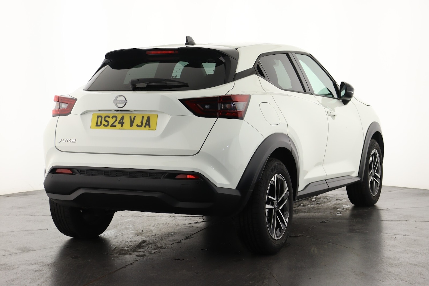 Used Nissan Juke 2024 for sale - 76870838: Photo 3