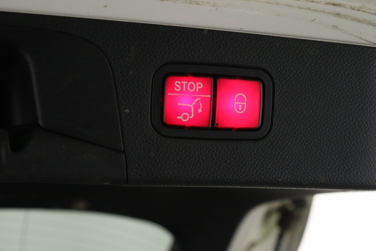 Used Mercedes-Benz GLC 2020 for sale - 76874131: Photo 10