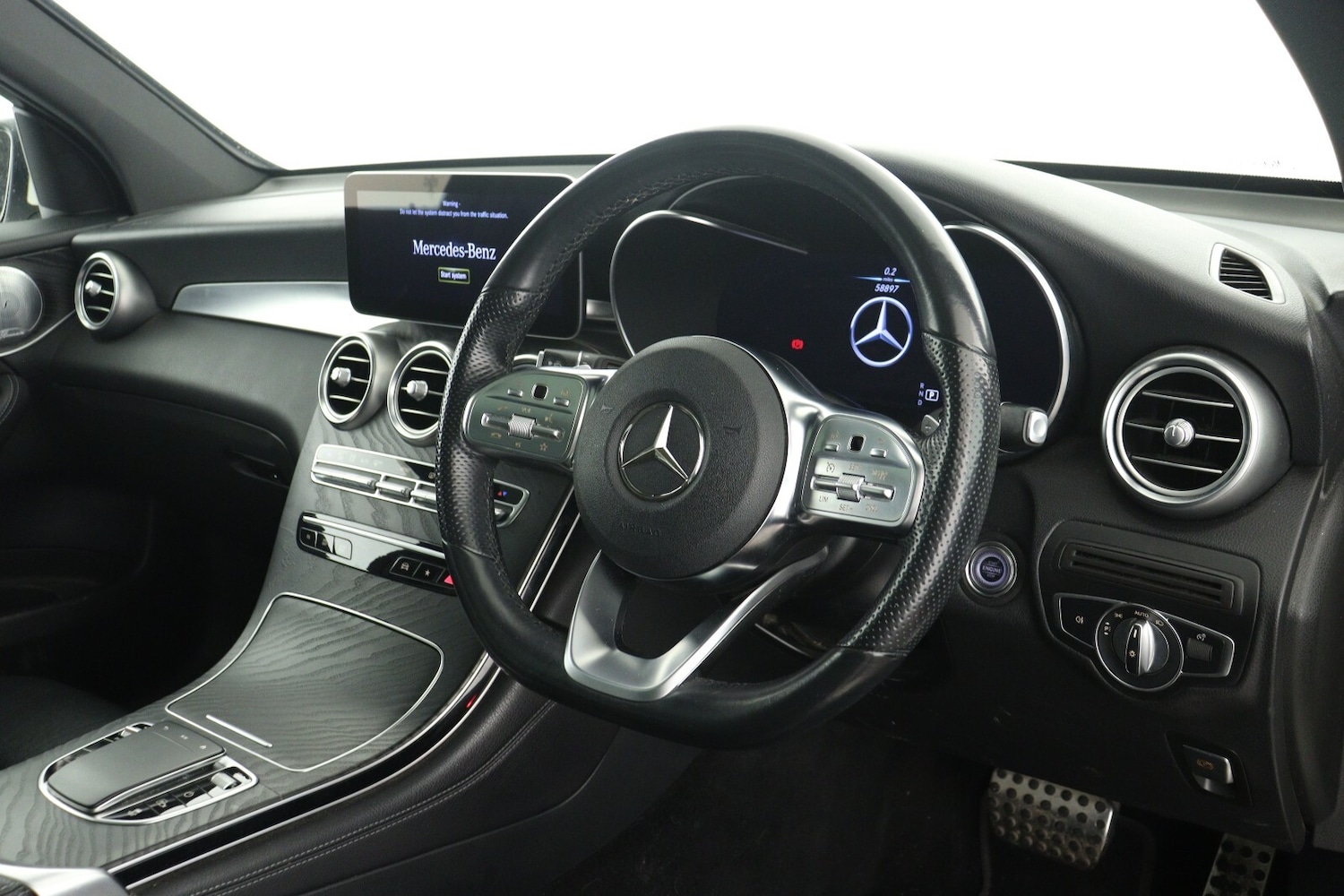 Used Mercedes-Benz GLC 2020 for sale - 76874131: Photo 15