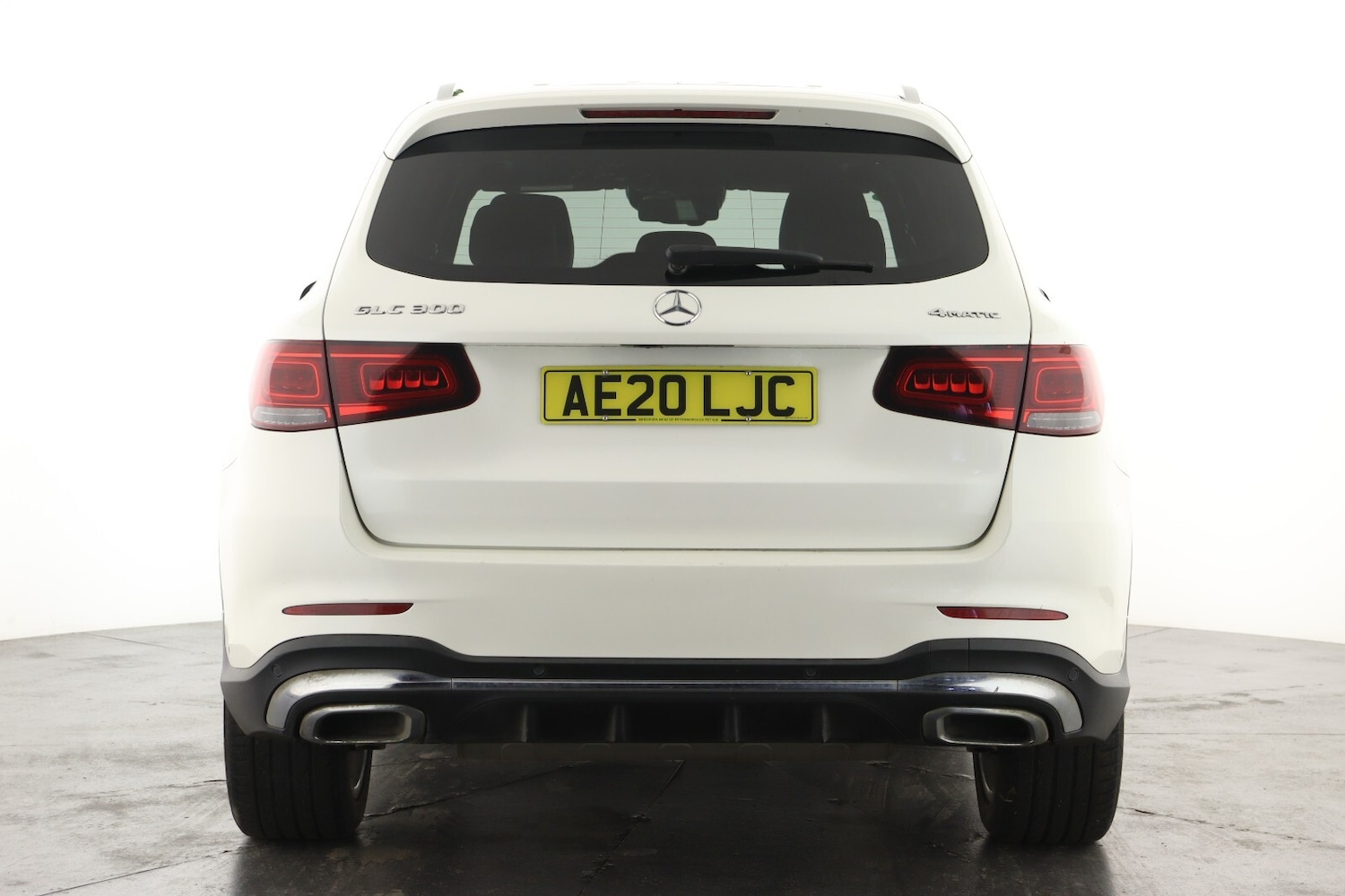 Used Mercedes-Benz GLC 2020 for sale - 76874131: Photo 2