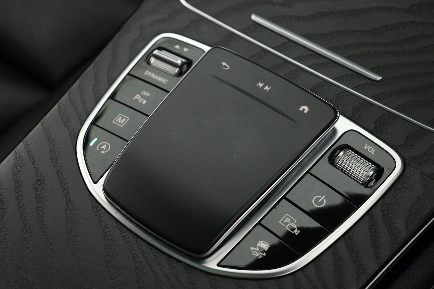 Used Mercedes-Benz GLC 2020 for sale - 76874131: Photo 24