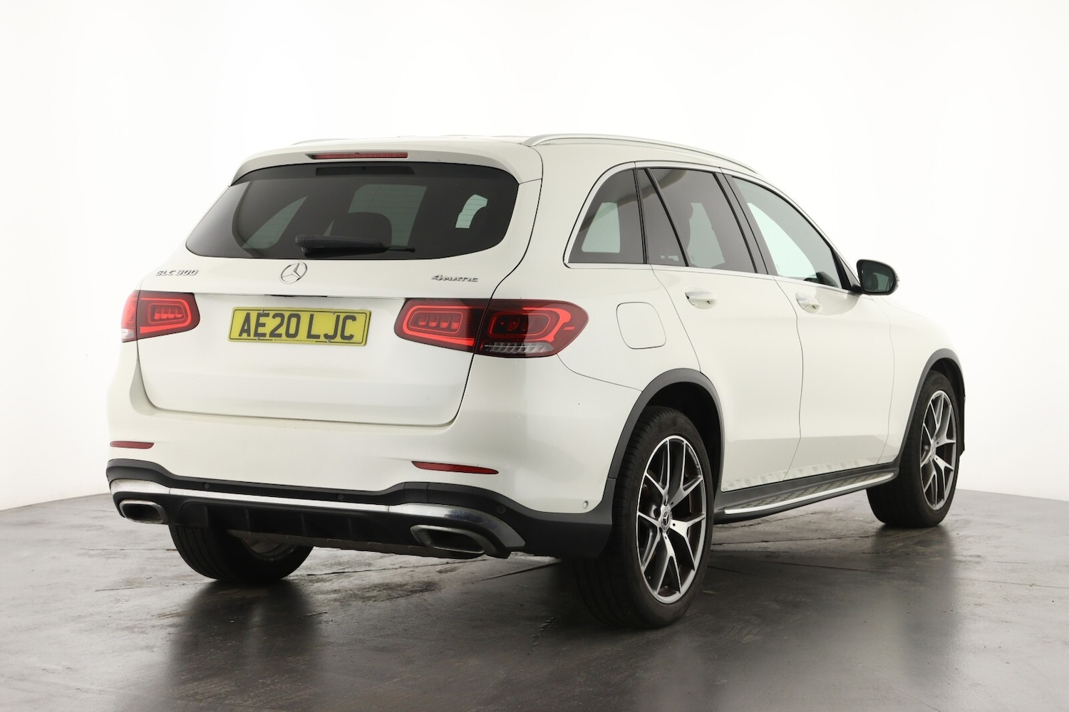 Used Mercedes-Benz GLC 2020 for sale - 76874131: Photo 3