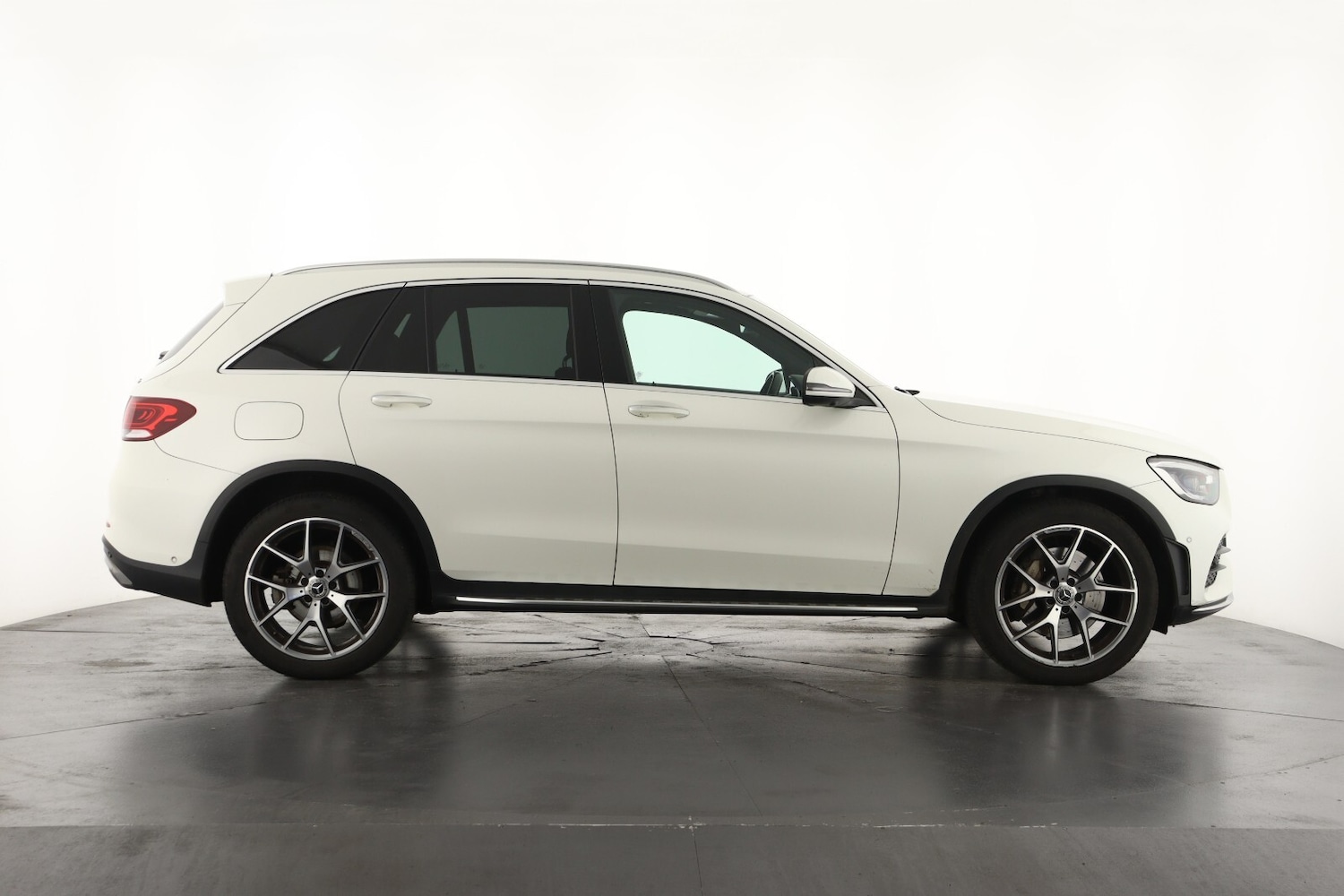 Used Mercedes-Benz GLC 2020 for sale - 76874131: Photo 4
