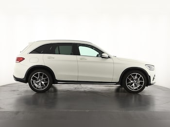 Used Mercedes-Benz GLC 2020 for sale - 76874131: Photo