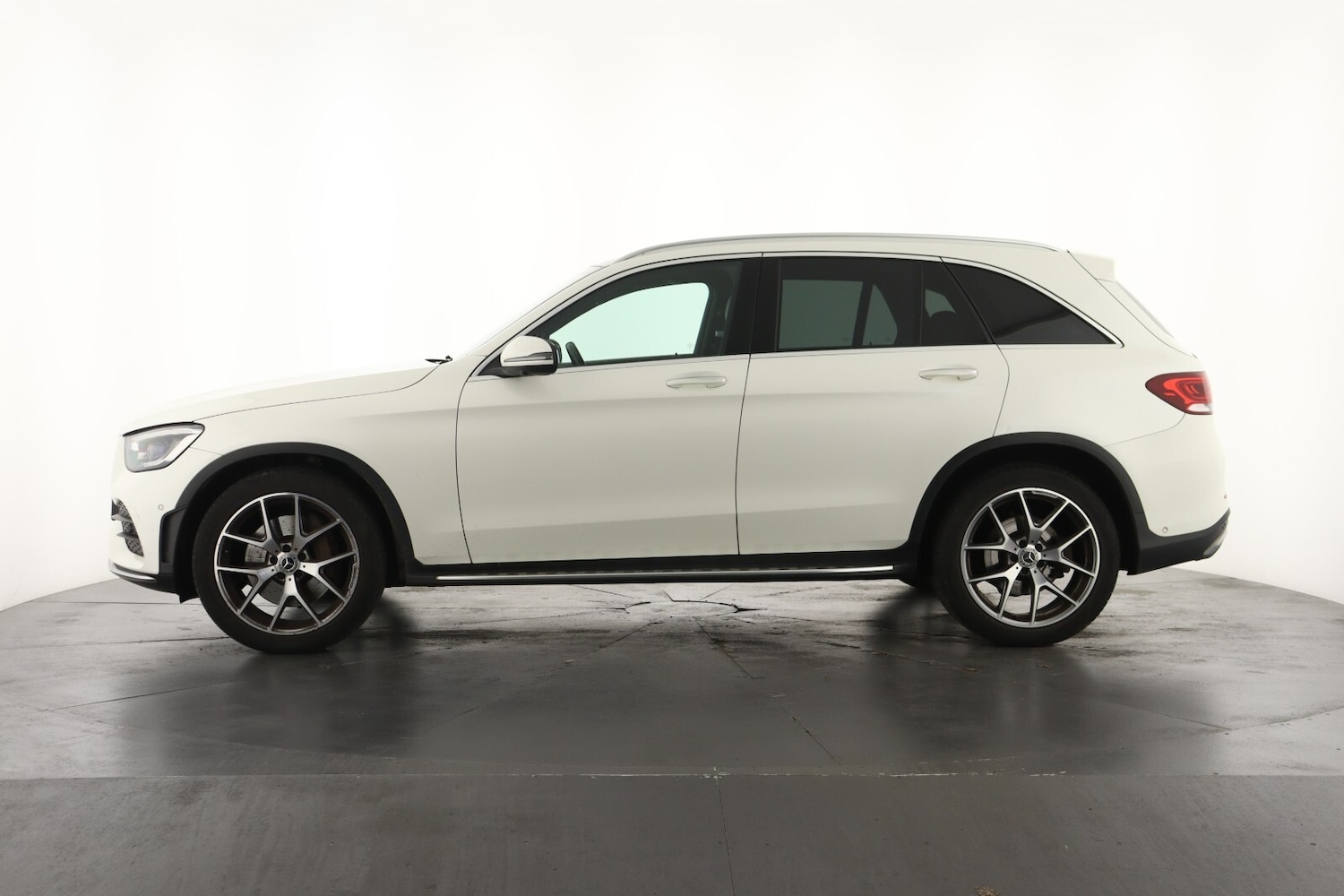 Used Mercedes-Benz GLC 2020 for sale - 76874131: Photo 7