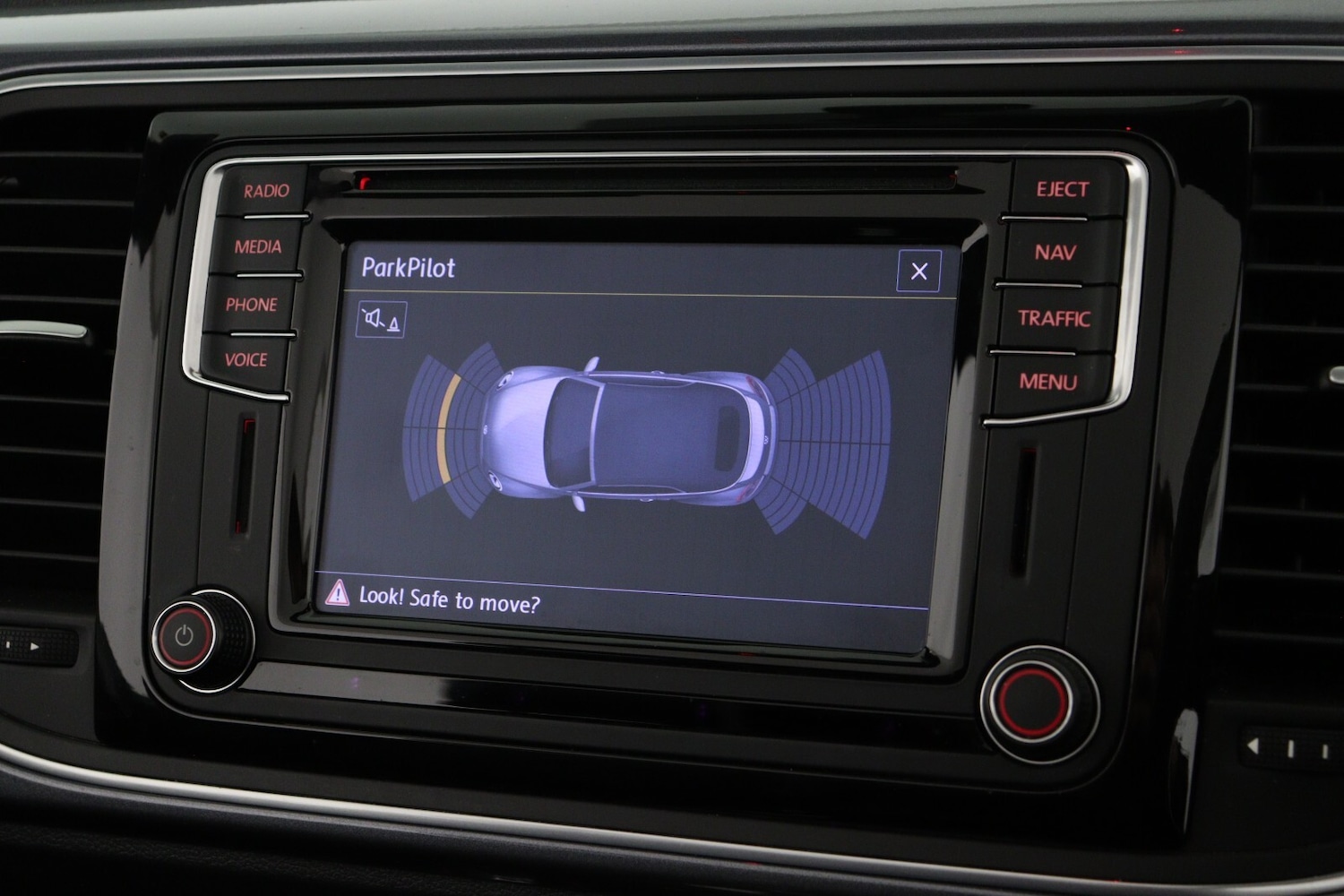 Used Volkswagen Beetle 2015 for sale - 76881701: Photo 19